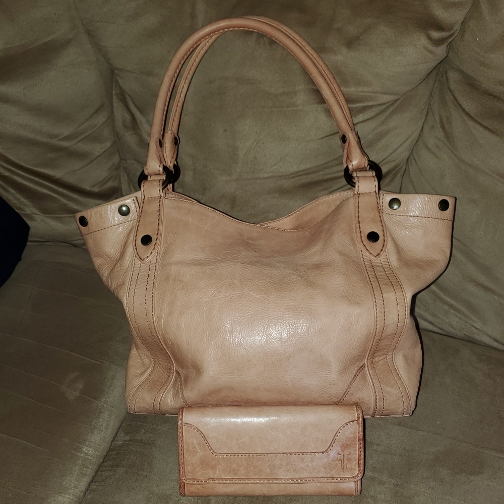 Frye Melissa tote and wallet set dusty rose